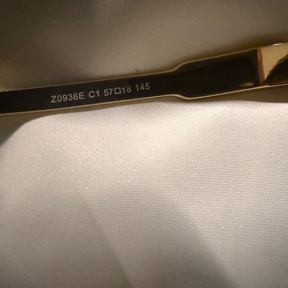 Louis Vuitton Brown Sunglasses - Picture 4 of 12